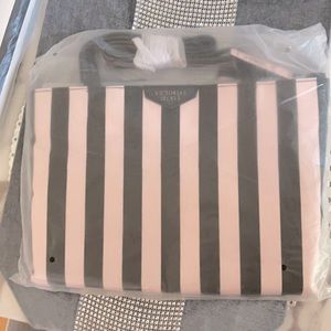 Victoria’s Secret Black and Pink Tote